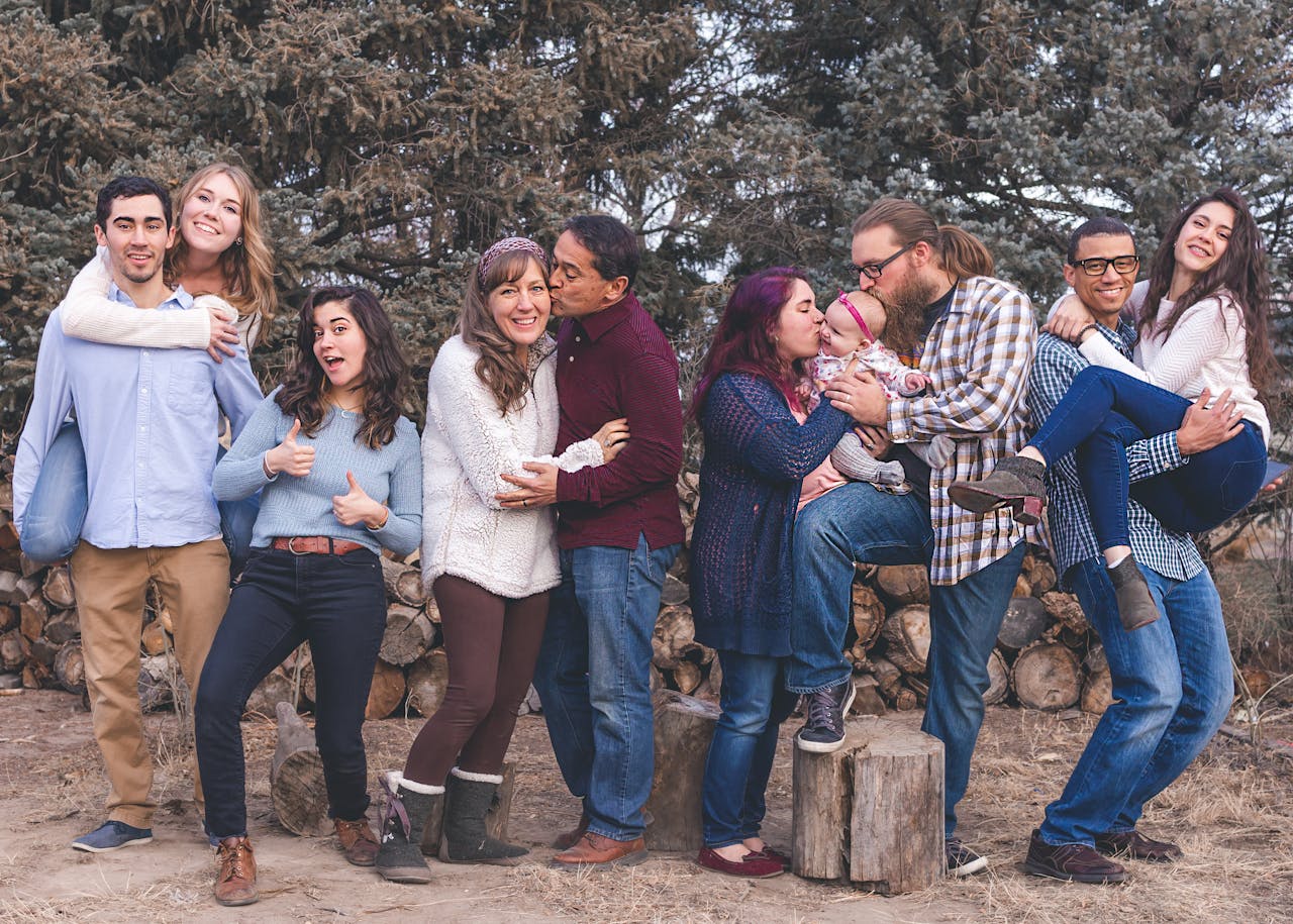 Family Communication Patterns: What to Know About the Different Types